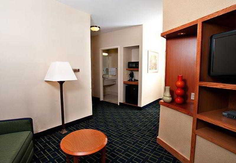 Comfort Inn & Suites Akron South Cameră foto